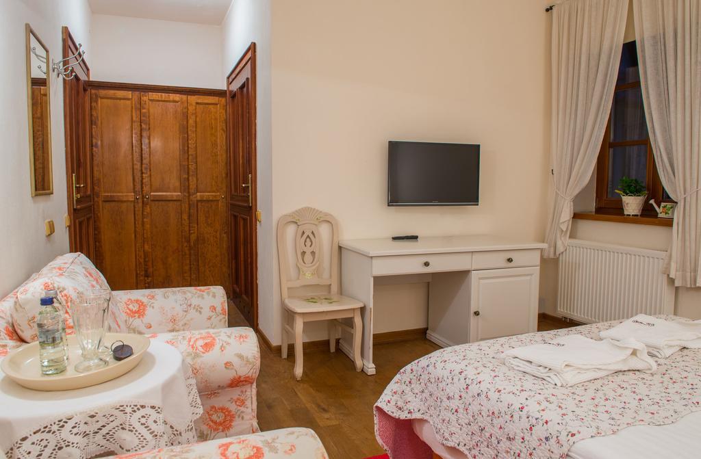 Folwark Walencja Otel Kazimierz Dolny Oda fotoğraf